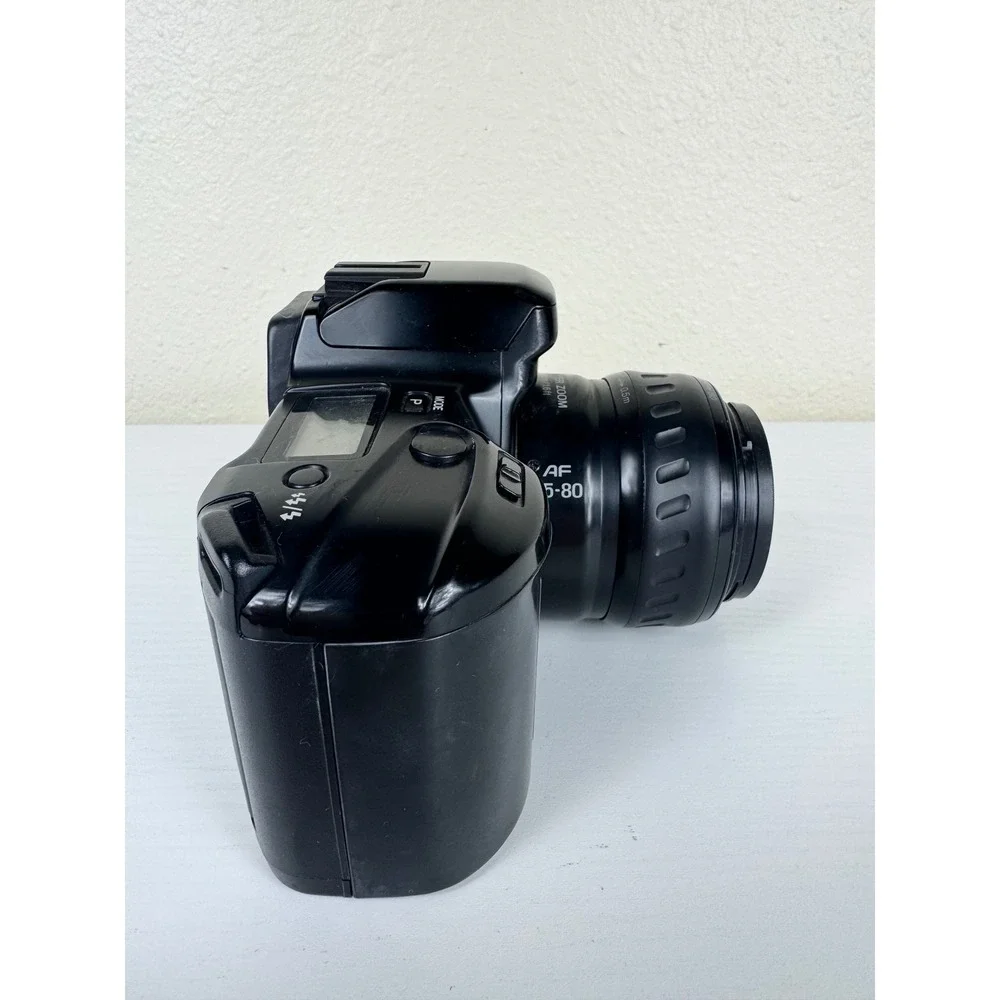 Minolta Maxxum 3xi 35mm‎ Film Camera AF 35-80mm Lens + Skylight Filter Untested